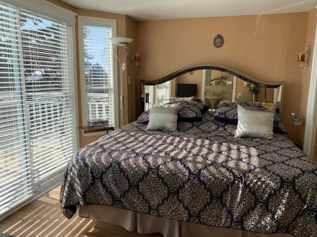 Ocean Breeze Executive Bed And Breakfast North Vancouver Exteriér fotografie